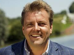 Martin Roberts